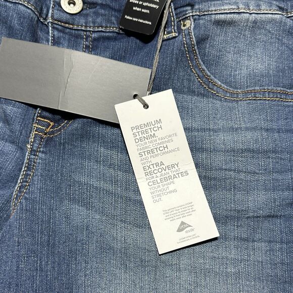 Torrid Premium Denim Boyfriend Jeans Size 14 R Blue NWT - Picture 3 of 11